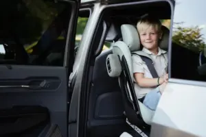 großes Kind Axkid ONE 3 Reboarder bis 6 oder 7 Jahre